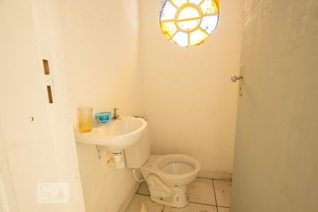 Banheiro de casa para alugar com 2 quartos, 140m² em Vila Clementino, São Paulo