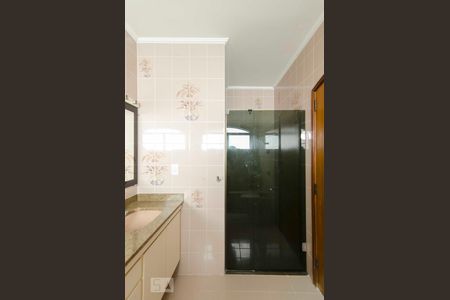 Casa à venda com 500m², 4 quartos e 7 vagasBanheiro Suíte  2