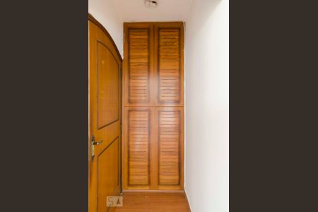 Casa à venda com 500m², 4 quartos e 7 vagasSuíte 2