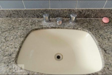 Casa à venda com 500m², 4 quartos e 7 vagasBanheiro Suíte 3