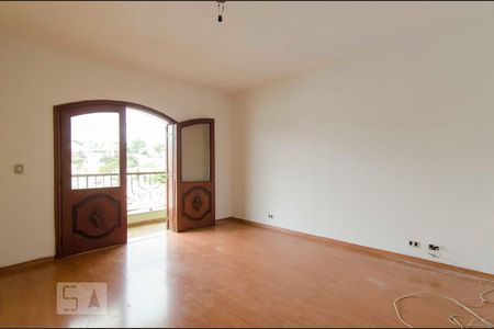 Casa à venda com 500m², 4 quartos e 7 vagasSuíte 2