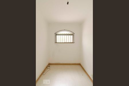 Casa à venda com 500m², 4 quartos e 7 vagasQuarto de serviço