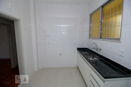 Apartamento à venda com 83m², 2 quartos e sem vagaCozinha