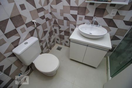 Apartamento à venda com 83m², 2 quartos e sem vagaBanheiro Social