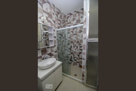 Apartamento à venda com 83m², 2 quartos e sem vagaBanheiro Social