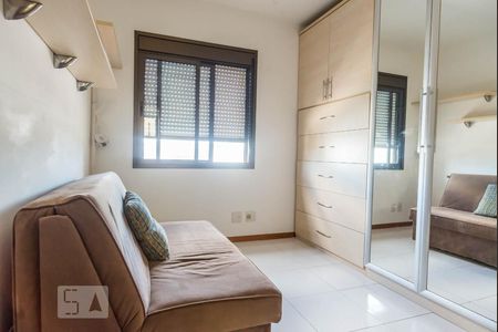 Quarto de apartamento para alugar com 3 quartos, 98m² em Jardim Botânico , Porto Alegre