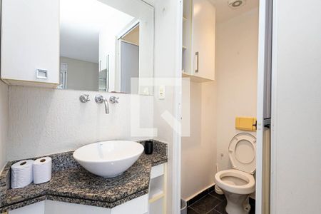 Studio para alugar com 30m², 1 quarto e 1 vaga Studio para alugar com 30m², 1 quarto e 1 vagaBanheiro