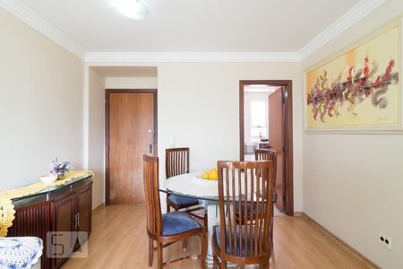 Sala de apartamento para alugar com 3 quartos, 90m² em Santa Rosa, Belo Horizonte