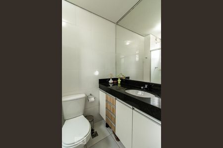Banheiro Suíte de apartamento à venda com 2 quartos, 50m² em Santa Mônica, Belo Horizonte