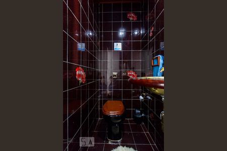 Casa à venda com 280m², 3 quartos e 2 vagasLavabo