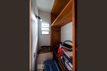 Casa à venda com 280m², 3 quartos e 2 vagasCloset Quarto 1 - Suíte