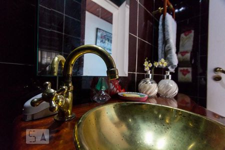 Casa à venda com 280m², 3 quartos e 2 vagasLavabo