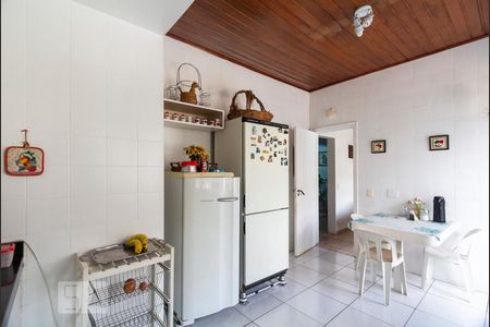 Casa à venda com 280m², 3 quartos e 2 vagasCozinha