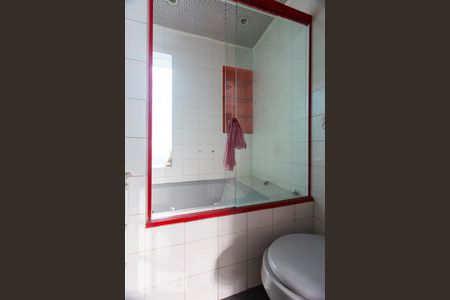 Casa à venda com 280m², 3 quartos e 2 vagasSuíte quarto 1