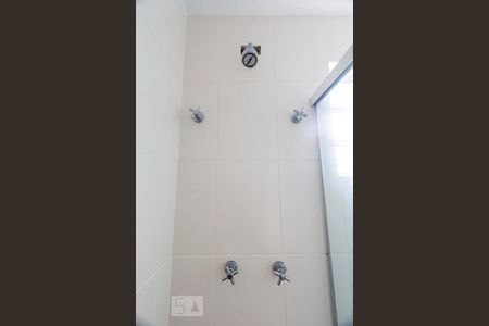 Casa à venda com 280m², 3 quartos e 2 vagasBanheiro social