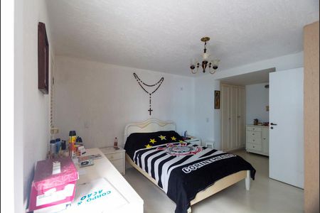 Casa à venda com 280m², 3 quartos e 2 vagasQuarto 2