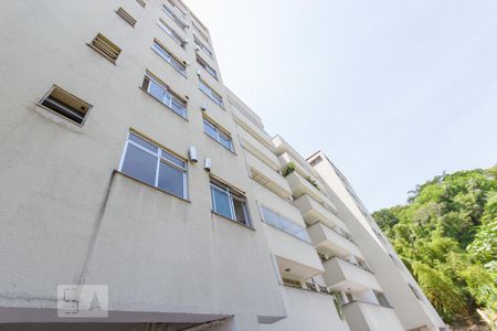 Apartamento à venda com 55m², 1 quarto e 1 vagaFachada