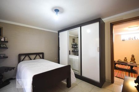 Casa à venda com 300m², 5 quartos e 3 vagasSuíte 4