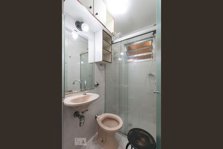 Banheiro de kitnet/studio à venda com 1 quarto, 36m² em Liberdade, São Paulo