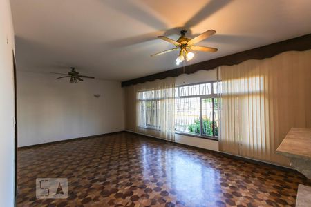 sala de casa para alugar com 4 quartos, 360m² em Vila Morse, São Paulo