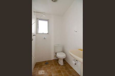 Banheiro de kitnet/studio à venda com 1 quarto, 42m² em Centro, Campinas