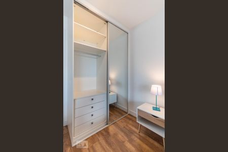 Studio para alugar com 41m², 1 quarto e 1 vaga Studio para alugar com 41m², 1 quarto e 1 vagaStudio - Quarto - Detalhe