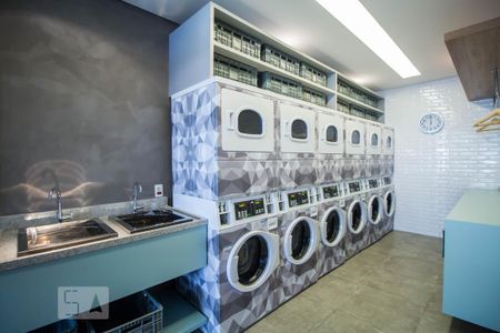 Lavanderia coletiva de kitnet/studio para alugar com 1 quarto, 41m² em Sumarezinho, São Paulo