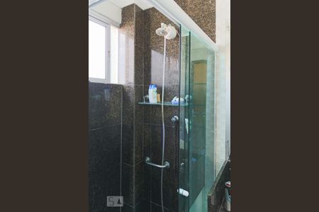 Banheiro de apartamento para alugar com 1 quarto, 65m² em Consolação, São Paulo