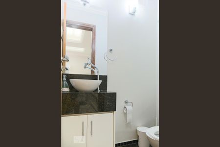 Lavabo de apartamento para alugar com 1 quarto, 65m² em Consolação, São Paulo