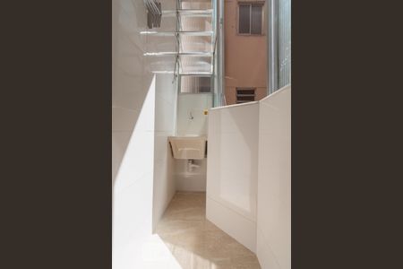 Apartamento à venda com 66m², 2 quartos e sem vaga Apartamento à venda com 66m², 2 quartos e sem vagaÁrea de Serviço