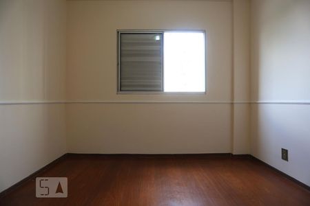 Apartamento à venda com 72m², 2 quartos e 1 vagaQuarto 02
