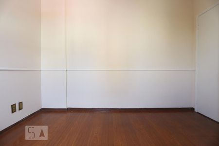 Apartamento à venda com 72m², 2 quartos e 1 vagaQuarto 02