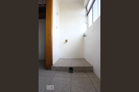 Apartamento à venda com 72m², 2 quartos e 1 vagaÁrea de Serviço