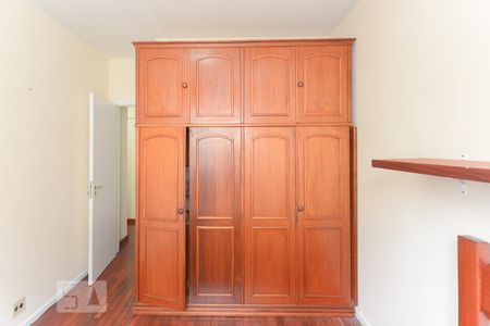 Apartamento à venda com 110m², 3 quartos e 2 vagasQuarto 2