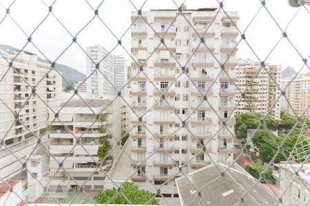 Apartamento à venda com 110m², 3 quartos e 2 vagasVista quarto 1