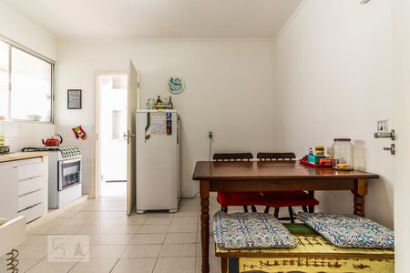 Apartamento à venda com 94m², 2 quartos e 1 vagaCozinha