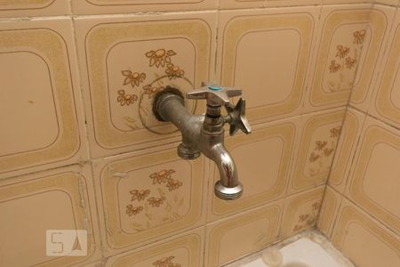 Apartamento à venda com 60m², 2 quartos e 1 vaga Apartamento à venda com 60m², 2 quartos e 1 vagaDetalhe da área de serviço