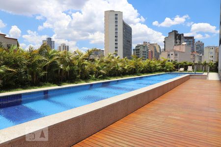 Studio para alugar com 35m², 1 quarto e sem vaga Studio para alugar com 35m², 1 quarto e sem vagaPiscina