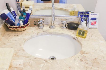 Studio para alugar com 35m², 1 quarto e sem vaga Studio para alugar com 35m², 1 quarto e sem vagaBanheiro