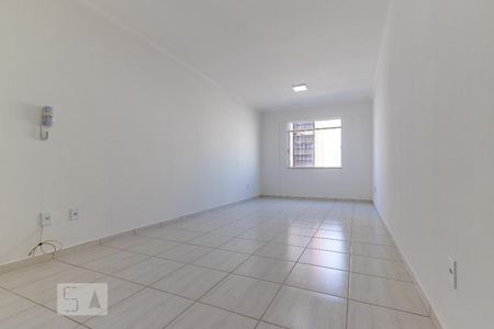 Studio para alugar com 60m², 1 quarto e sem vagaKitnet