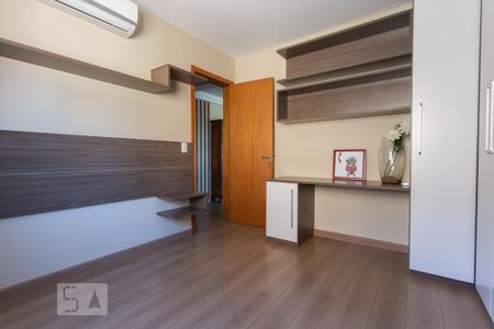 Quarto de apartamento para alugar com 2 quartos, 118m² em Rio Branco, Porto Alegre
