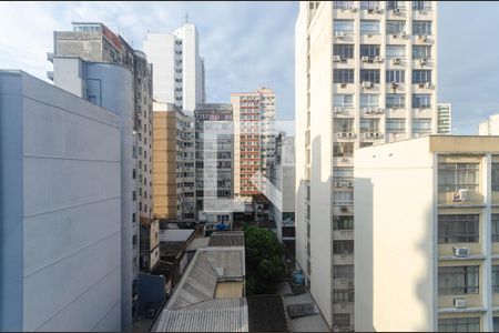 Vista Quarto/Sala de kitnet/studio à venda com 1 quarto, 90m² em Centro Histórico, Porto Alegre