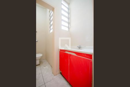 Banheiro de kitnet/studio à venda com 1 quarto, 90m² em Centro Histórico, Porto Alegre