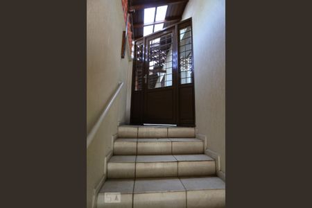 Casa à venda com 250m², 3 quartos e 4 vagas Casa à venda com 250m², 3 quartos e 4 vagasPorta da entrada princial