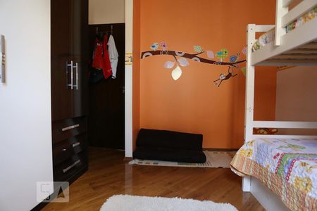 Quarto 01 de casa à venda com 3 quartos, 250m² em Vila Yara, Osasco