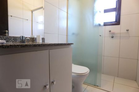 Banheiro de casa à venda com 3 quartos, 250m² em Vila Yara, Osasco