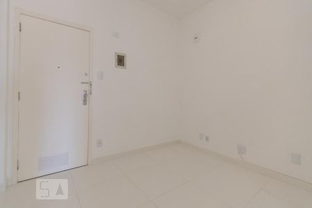 Sala de kitnet/studio para alugar com 1 quarto, 32m² em Flamengo, Rio de Janeiro