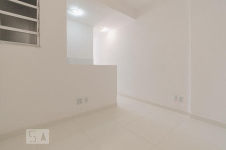 Sala de kitnet/studio para alugar com 1 quarto, 32m² em Flamengo, Rio de Janeiro