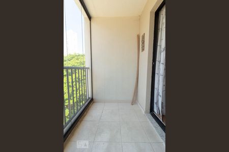 Apartamento para alugar com 68m², 3 quartos e 1 vagaVaranda