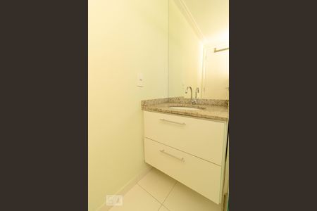 Apartamento para alugar com 68m², 3 quartos e 1 vagaBanheiro suíte
